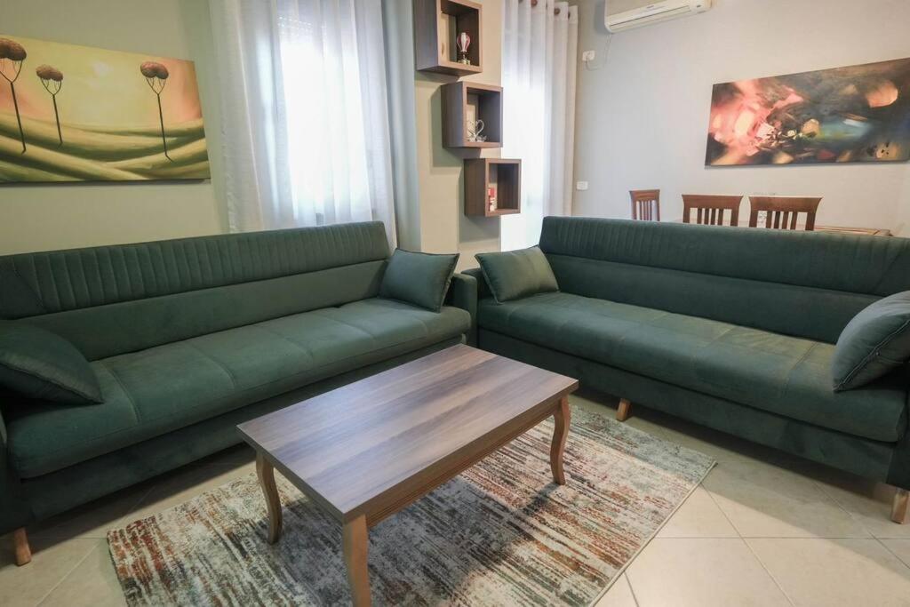 Staycation, City Center Apartment With Balcony Тирана Екстер'єр фото